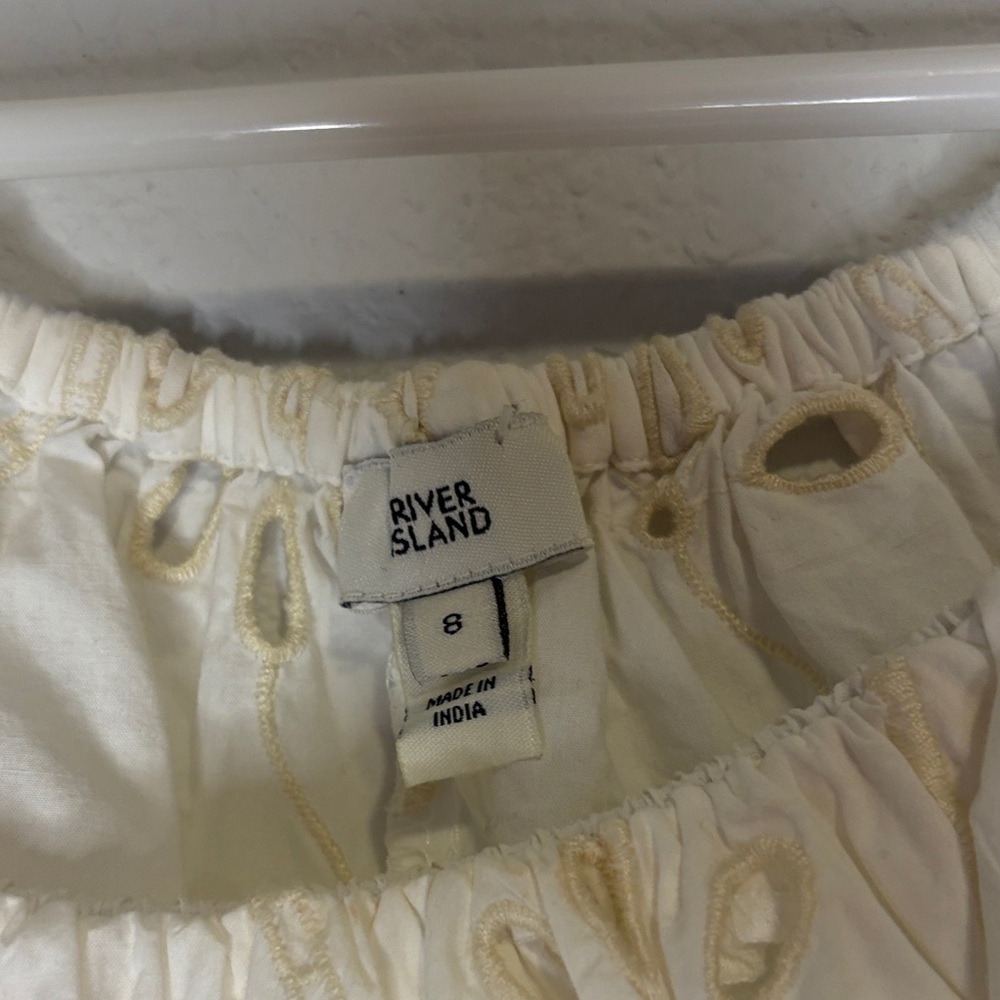 River Island Cream Embroidered Blouse neutral coastal feminine - Picture 3 of 8